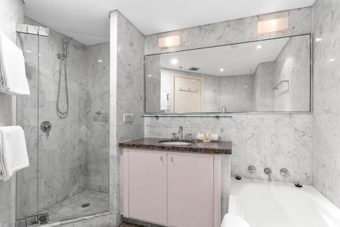 Quay West 2302 Self-Catering - 2032 Olympic Games 2
