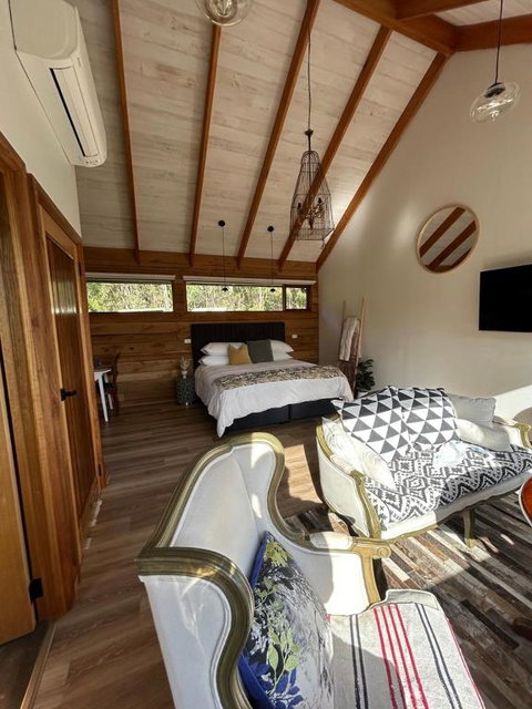 Rainy Hill Retreat - The Loft - 2032 Olympic Games 1