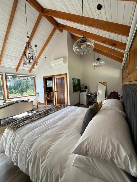 Rainy Hill Retreat - The Loft - 2032 Olympic Games 2