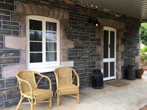 Randell Cottage - Adelaide Hills - Cosy Rustic Hideaway - 2032 Olympic Games 1