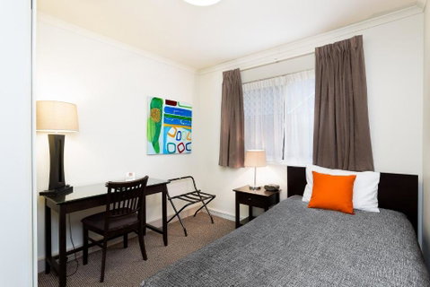 Redcliffe Motor Inn - 2032 Olympic Games 1