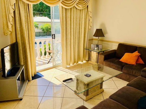 Redcliffe Villa - 2032 Olympic Games 3
