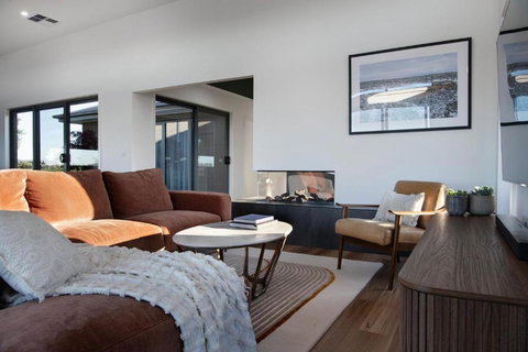 Ridge Vue Retreat - 2032 Olympic Games 3