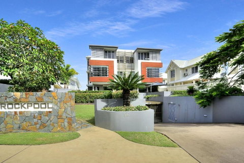 Rockpool No 4 Beachfront Unit - 2032 Olympic Games 0