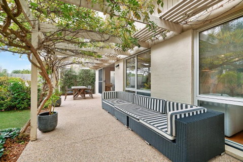 Salt Air Hideaway With Lush Backyard - 2032 Olympic Games 2