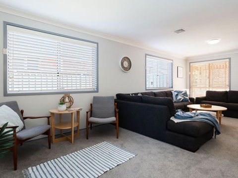 Blue Bay, 83a Rocky Point Road - Foxtel & Air Conditioning Downstairs - 2032 Olympic Games 1