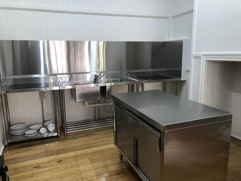 Bluetongue Backpackers - 2032 Olympic Games 2