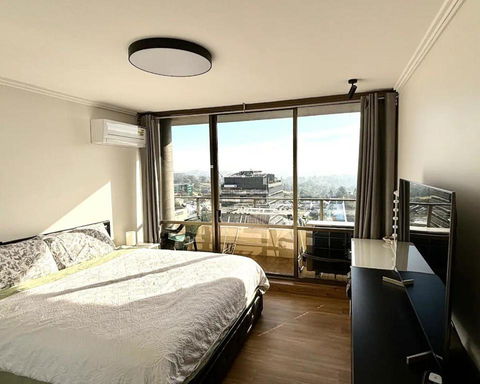 The Summit Apartments - Spacious 9th Floor Apartment - 2032 Olympic Games 1