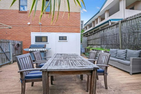 The Sunny Studio - A Peaceful Riverside Abode - 2032 Olympic Games 0
