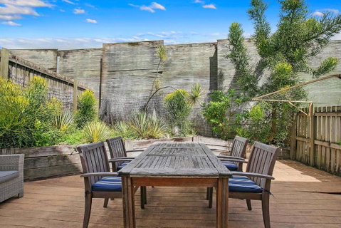 The Sunny Studio - A Peaceful Riverside Abode - 2032 Olympic Games 3