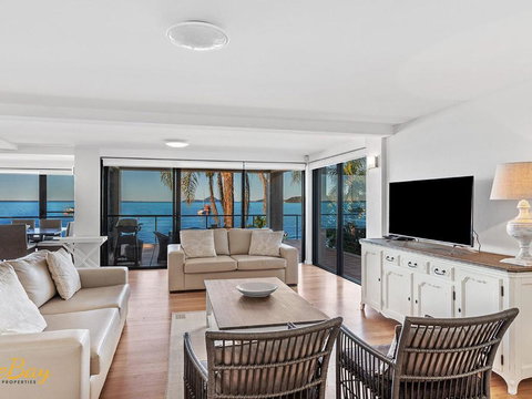 Wanda Beach Unit 2 Soldiers Point Road - 2032 Olympic Games 1