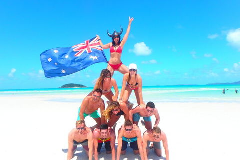 Sail, Snorkel, SUP & Kayak Charter Whitsundays - 2032 Olympic Games 3