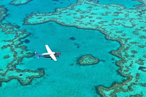Reef And Island Scenic Flight From Airlie Beach - 2032 Olympic Games 4