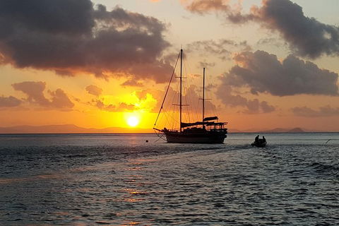 2-Day Whitsundays Sailing Adventure: SV Whitehaven - 2032 Olympic Games 4